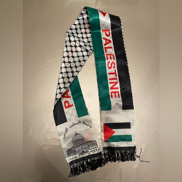 Palestine Scarf Smaller size made in Palestine - Picture 4 of 5